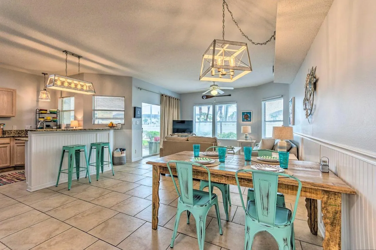 Coastal Condo With Pool - Walk To Destin Beach! Apartment