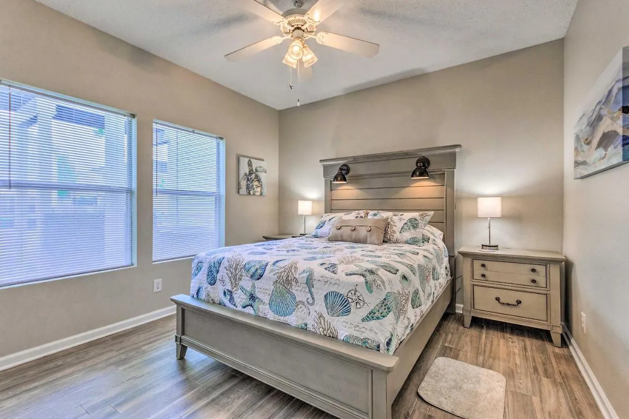 Apartment Coastal Condo With Pool - Walk To Destin Beach!