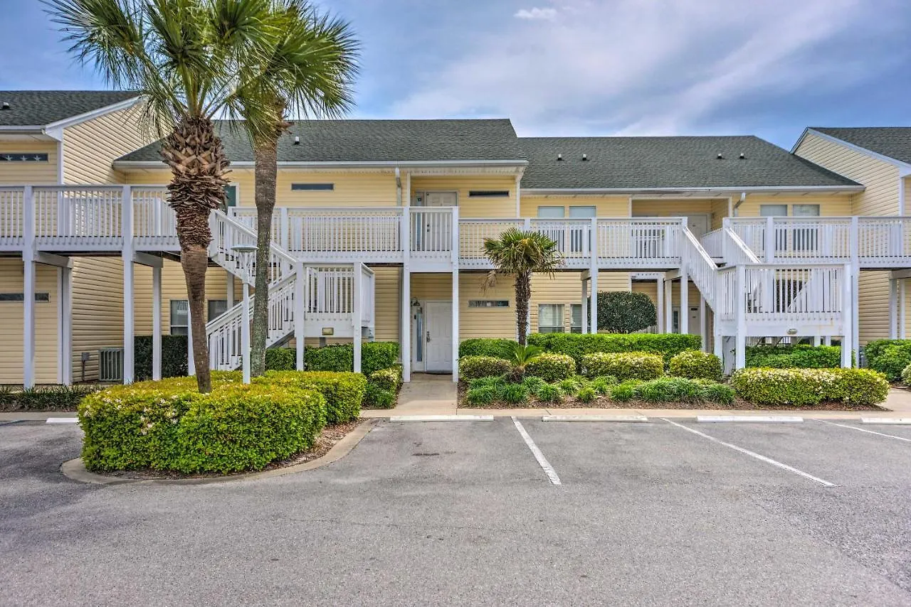 Apartment Coastal Condo With Pool - Walk To Destin Beach! United States
